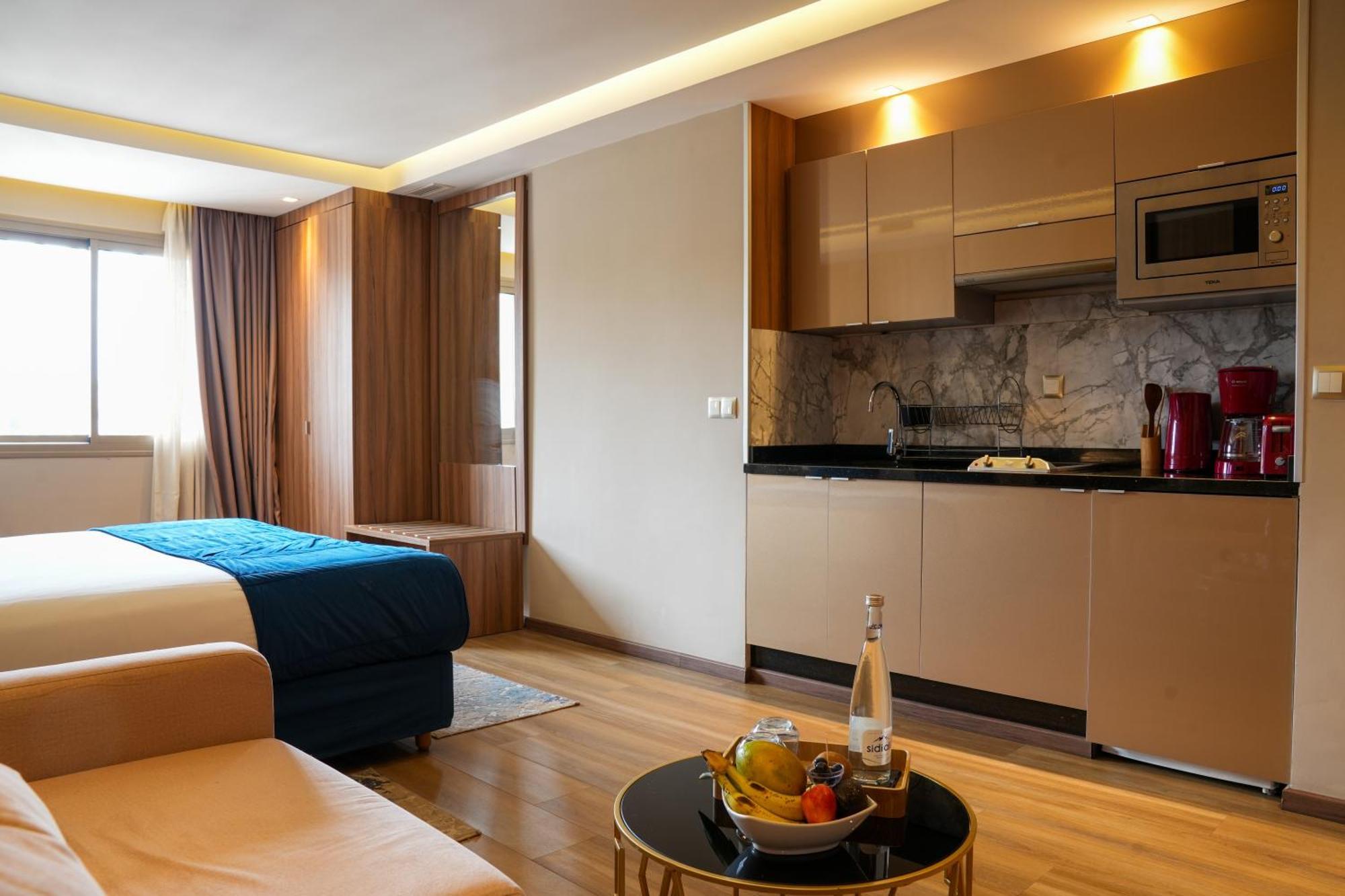 רבאט First Suites Hotel מראה חיצוני תמונה