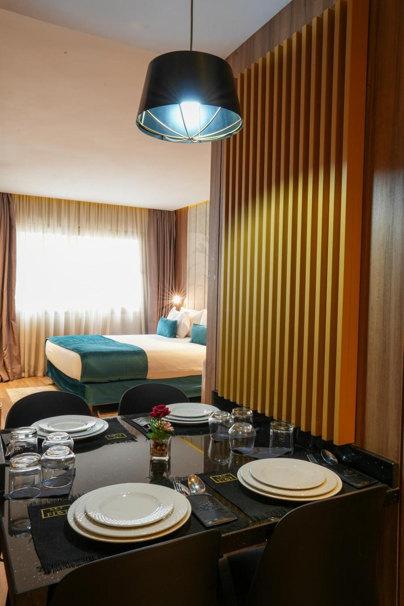 רבאט First Suites Hotel מראה חיצוני תמונה
