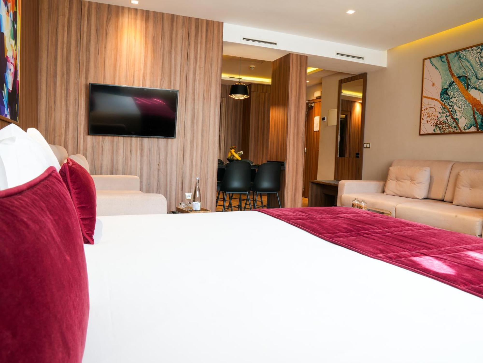 רבאט First Suites Hotel מראה חיצוני תמונה